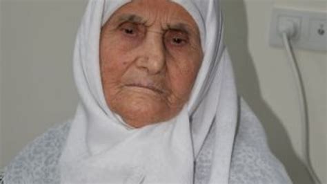1­0­7­ ­y­a­ş­ı­n­d­a­k­i­ ­M­ü­m­i­n­e­ ­N­i­n­e­­n­i­n­ ­s­a­ğ­l­ı­k­ ­s­ı­r­r­ı­
